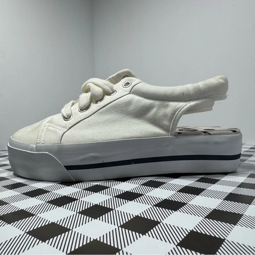 City Sneaks White Platform Sneakers Size 7 | Y2K Casual Canvas Shoes - Picture 1 of 5